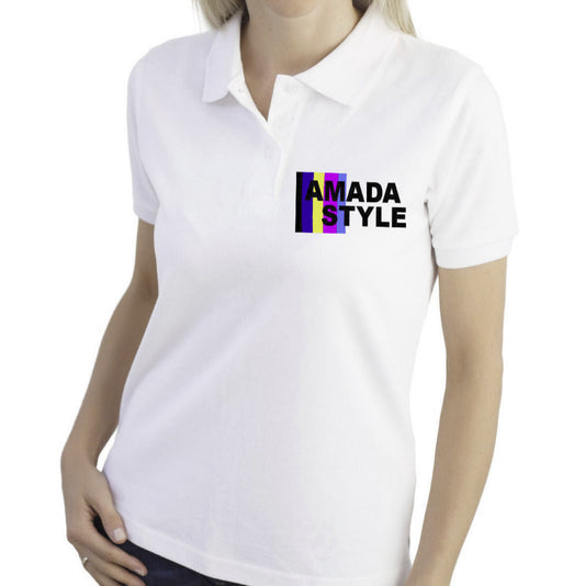 Poloshirt mit eigenem Logo bestickt schweiz-Frau mit Poloshirt und Logo bestckt